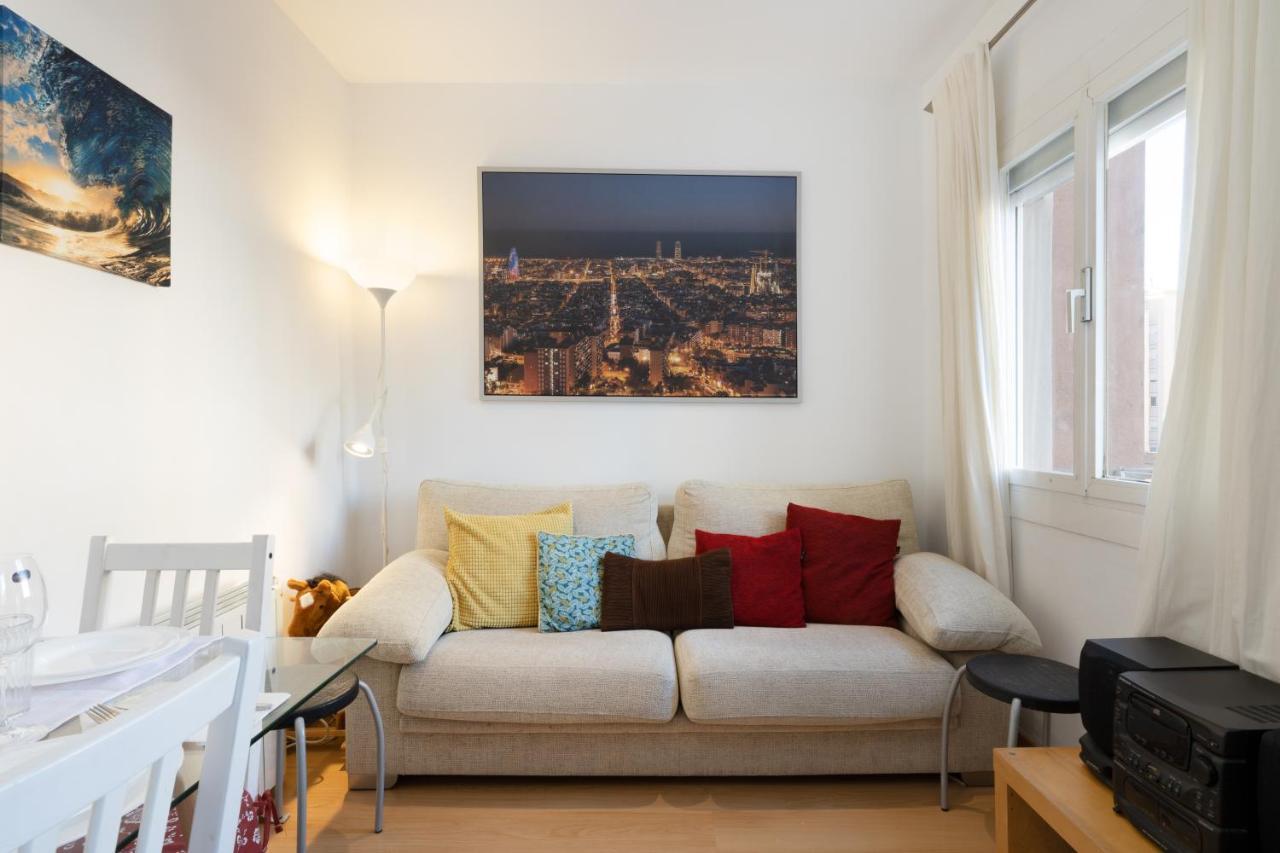 Cute Apartment In Sants Station With Hbo & Alexa & Ac 바르셀로나 외부 사진